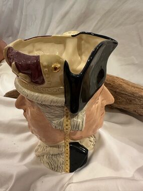 ROYAL DOULTON George III / George Washington D6749 LCJ #1801/9,500 LIMITED